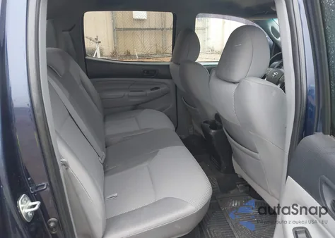 2013 Toyota Tacoma Base V6 z USA, uszkodzony, nr VIN 5TFMU4FN3DX011152
